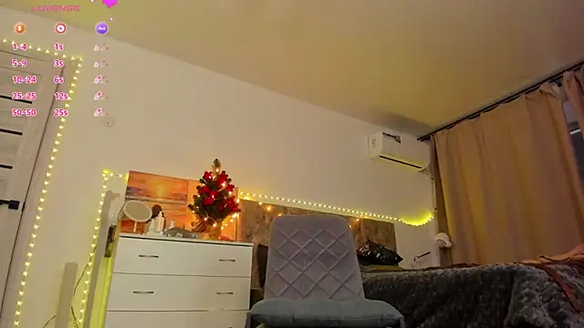 Ophelia_mm's cam snapshot