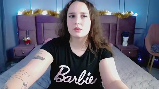 ElisonMinix's cam snapshot