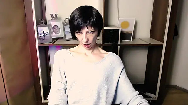 _AngeliaFlow_'s cam snapshot