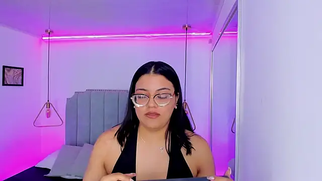 ScarlettWhitmore's cam snapshot