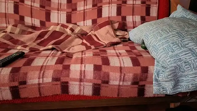 loverboyxxx69's cam snapshot