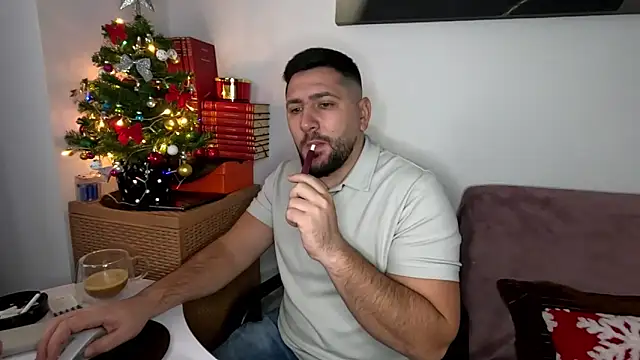 Gold_Alpha_Boy's cam snapshot