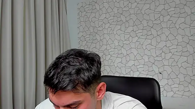 ClintMasters's cam snapshot