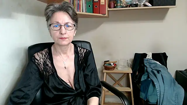 katemodel's cam snapshot