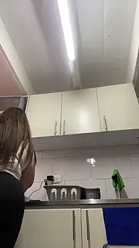 Chloee_Peach live sex cam