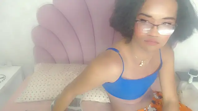 horny_bri_ live sex cam