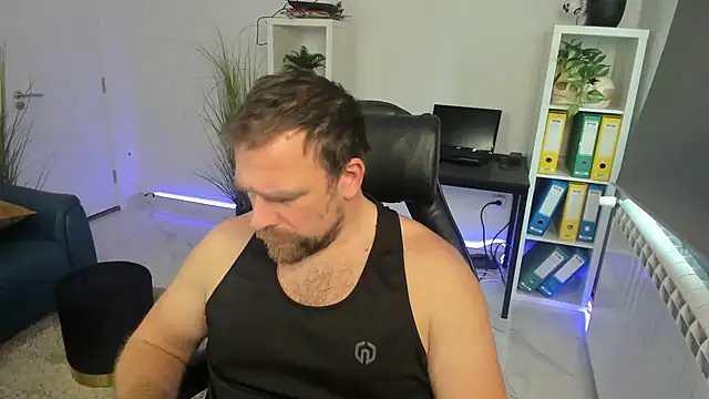 John-E-Dough's cam snapshot