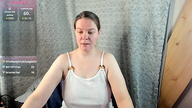 MiaLores's cam snapshot