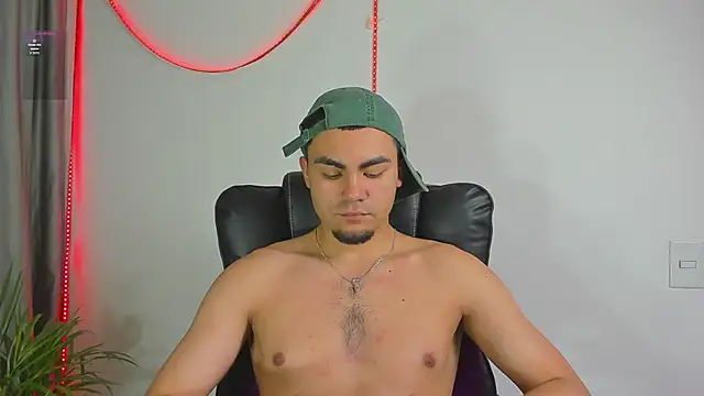 kalivan_voinesscu live sex cam