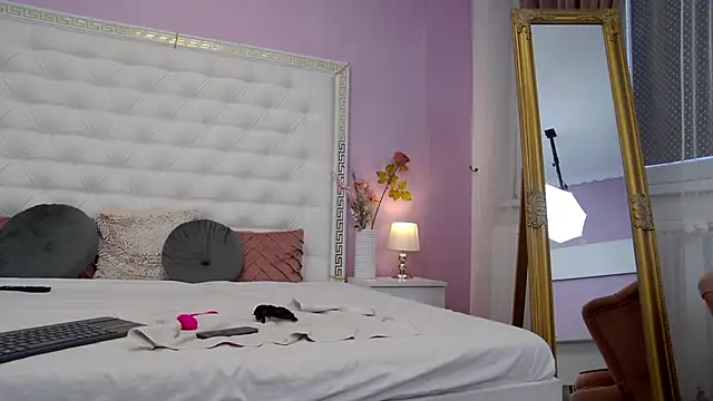 Lenna_Paul's cam snapshot