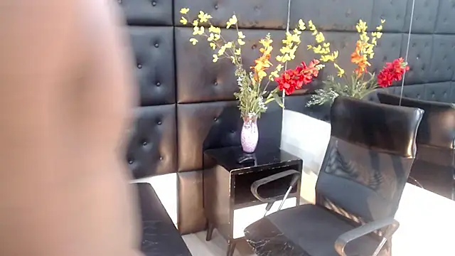 ChrisHott01 live sex cam