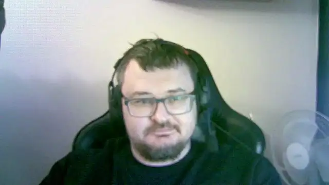 SirAbuser's cam snapshot