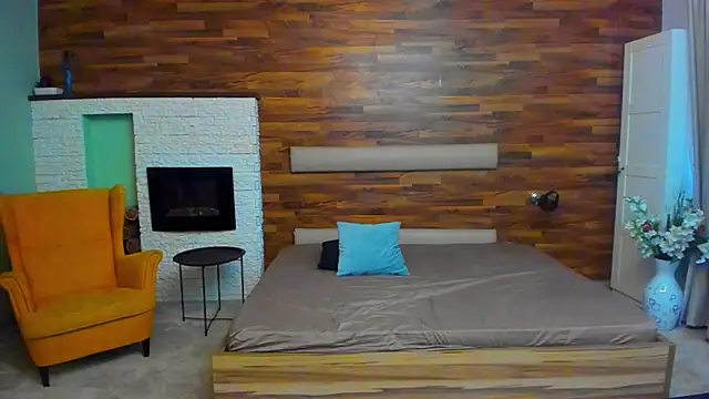 MicahLane live sex cam