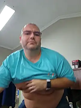 Andrew1900529's cam snapshot