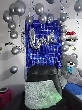 Gabilicious25's cam snapshot