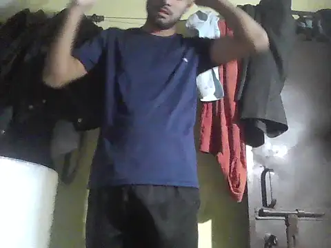 Stubborndesiboy's cam snapshot