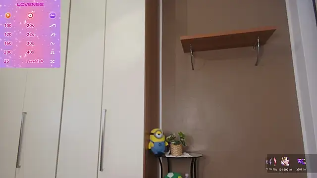 ScarletVerdi's cam snapshot