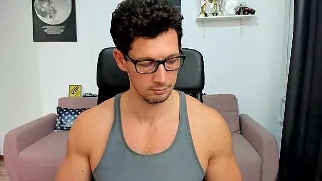 BrutusK08's cam snapshot