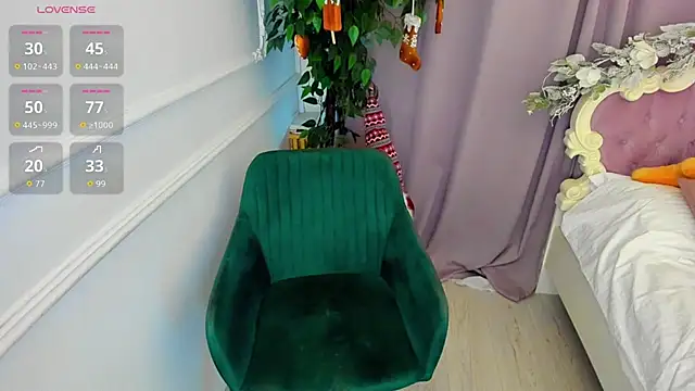 Lily_Marlin live sex cam