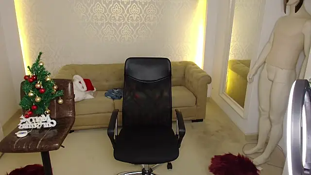 MaxKaiden live sex cam