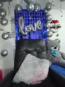 Gabilicious25's cam snapshot