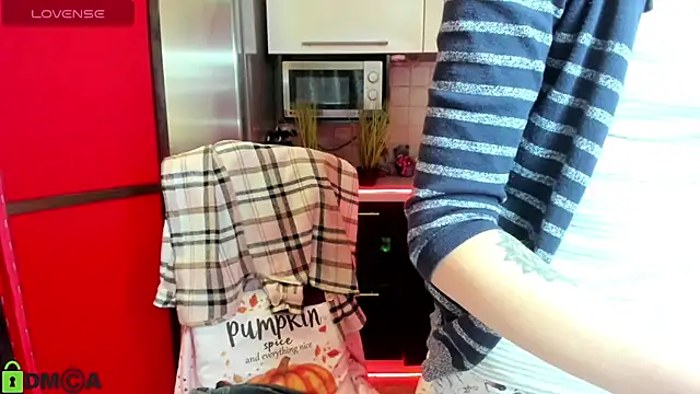 TayanaJons's cam snapshot