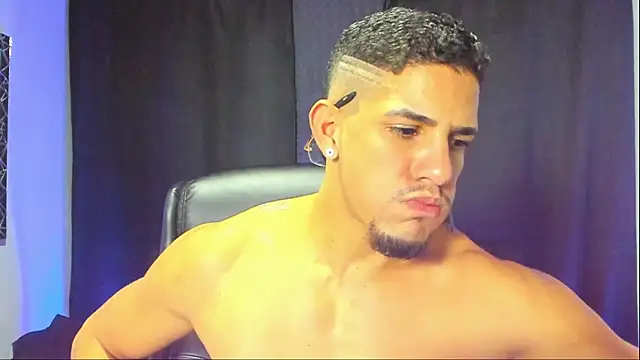 jhonnysnow17 live sex cam