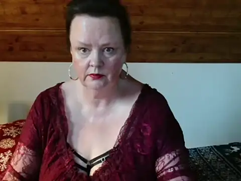 TiffanyMature live sex cam