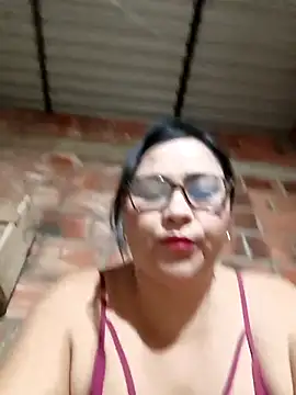 Dirty-Momm-Divorced-Hot's cam snapshot