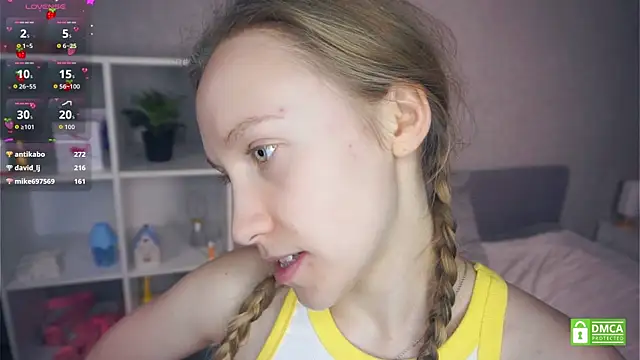 EarnestineGyllenband's cam snapshot