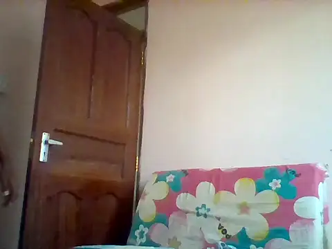 Hotty_254's cam snapshot