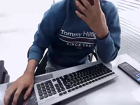 rahulkajuuu0909 live sex cam