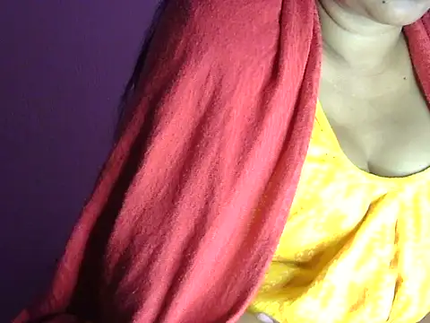 Pooja-suman's cam snapshot