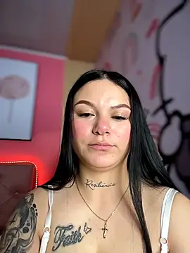 Megaan__More's cam snapshot