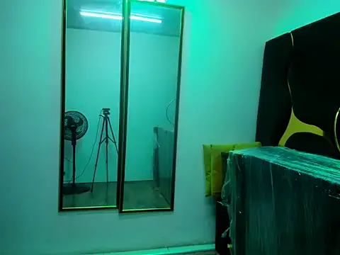 Gianna_Johnson's cam snapshot