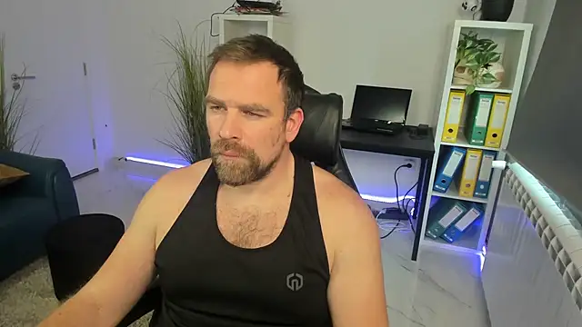 John-E-Dough live sex cam