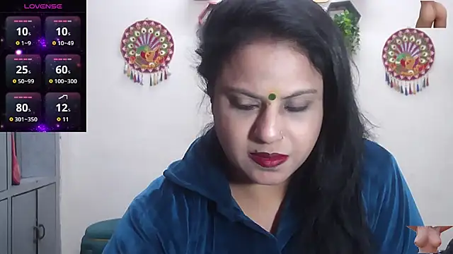 Sexy_komolika's cam snapshot