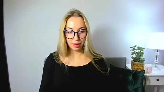 AriaDesire's cam snapshot