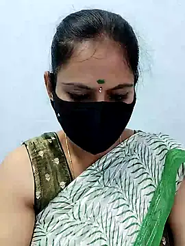 Queen-Neha's cam snapshot