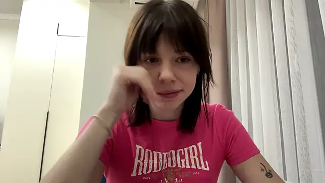 LollySimes's cam snapshot