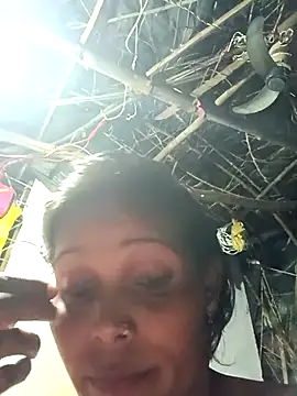 cute_diya_12 live sex cam