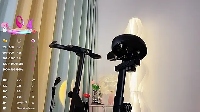 Liz-nn's cam snapshot