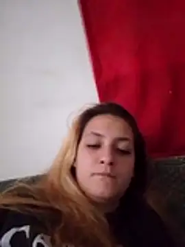 Themaskedgirl21's cam snapshot