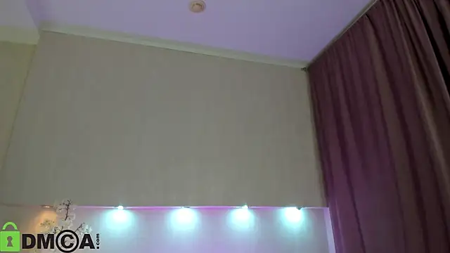 Adelina_Bliss's cam snapshot