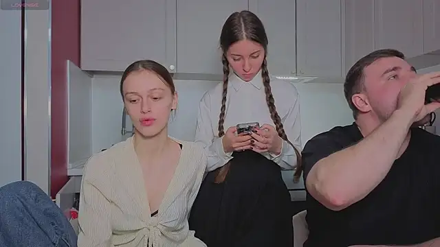 fcjuicy_pussy's cam snapshot