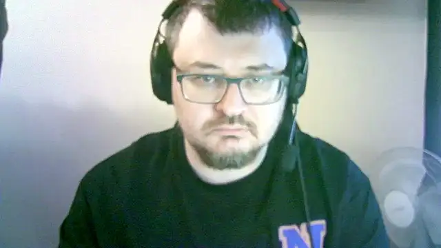 SirAbuser's cam snapshot