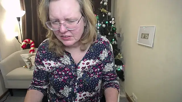 VestaWoody's cam snapshot