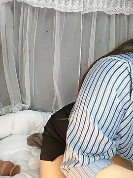 miu-miuuu123's cam snapshot