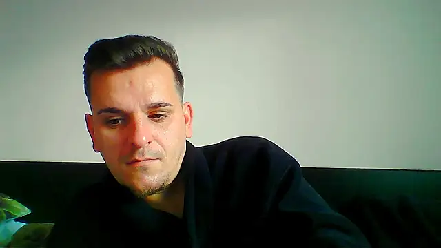 Huge_cock22cm's cam snapshot