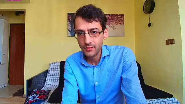 HungEddy's cam snapshot